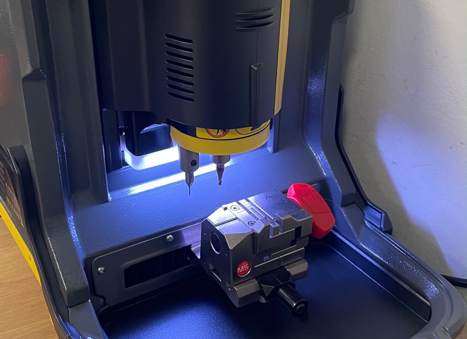 Schlüsselschneidemaschine